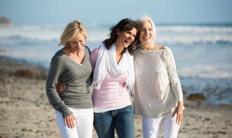 women-friends women-friends